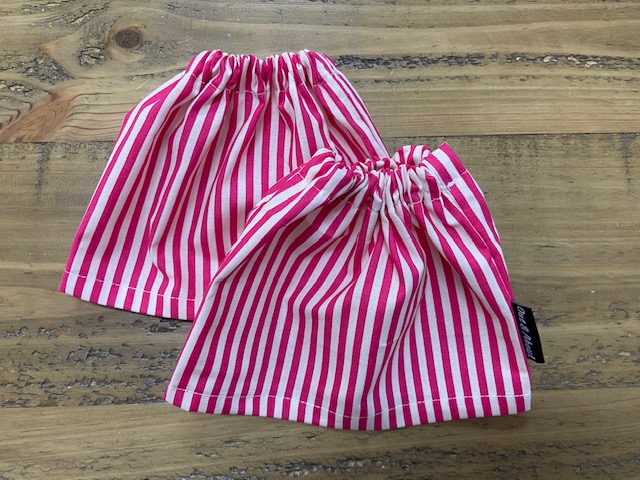 Pink candy cane sock guards