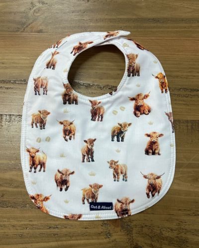 Highland cow baby bib